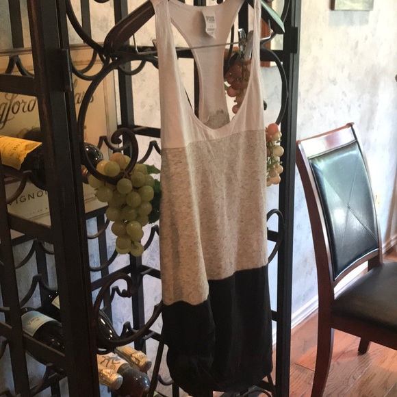 VICTORIAS SECRET PRETTY MIX COLOR TANK. Size SMALL - Picture 4 of 7